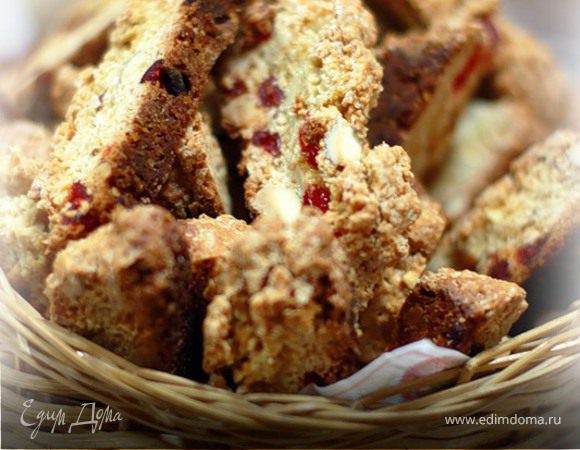 миндальные бискотти с клюквой