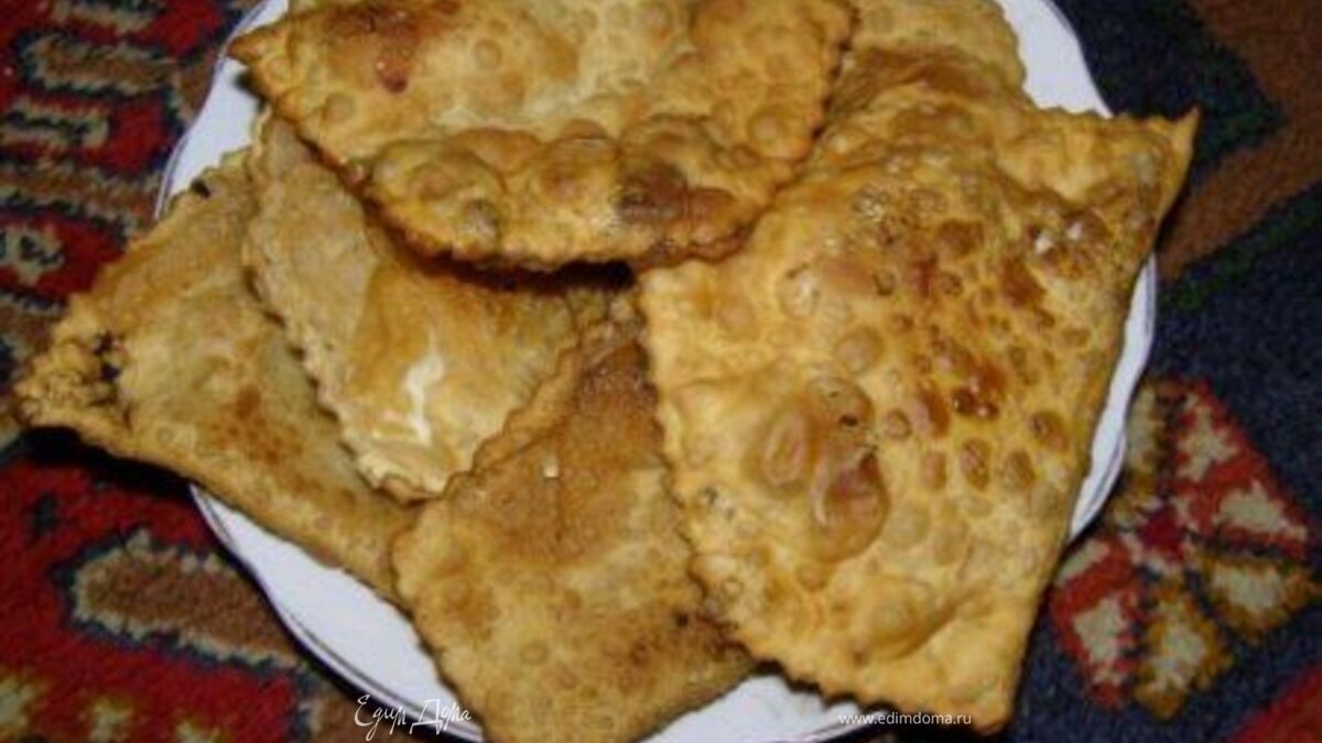 Тесто с яйцом для чебуреков