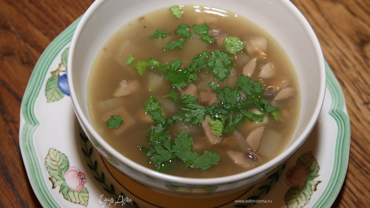 Суп из чечевицы с грибами