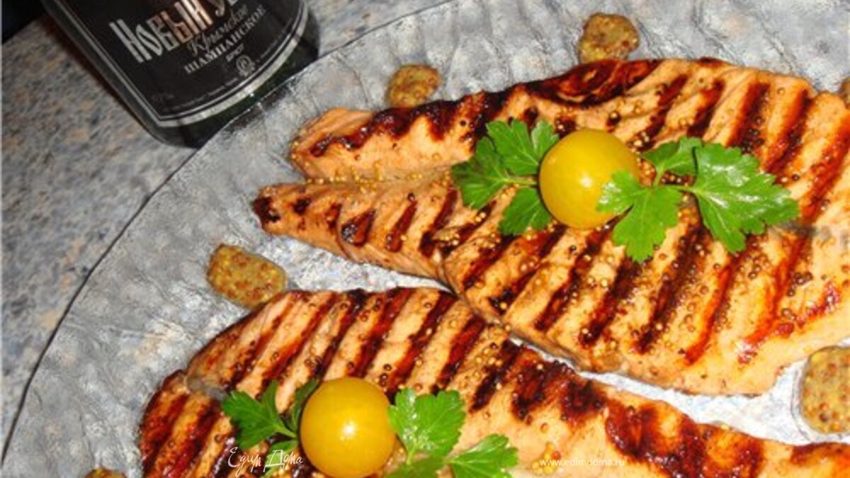 Семга в маринаде на мангале