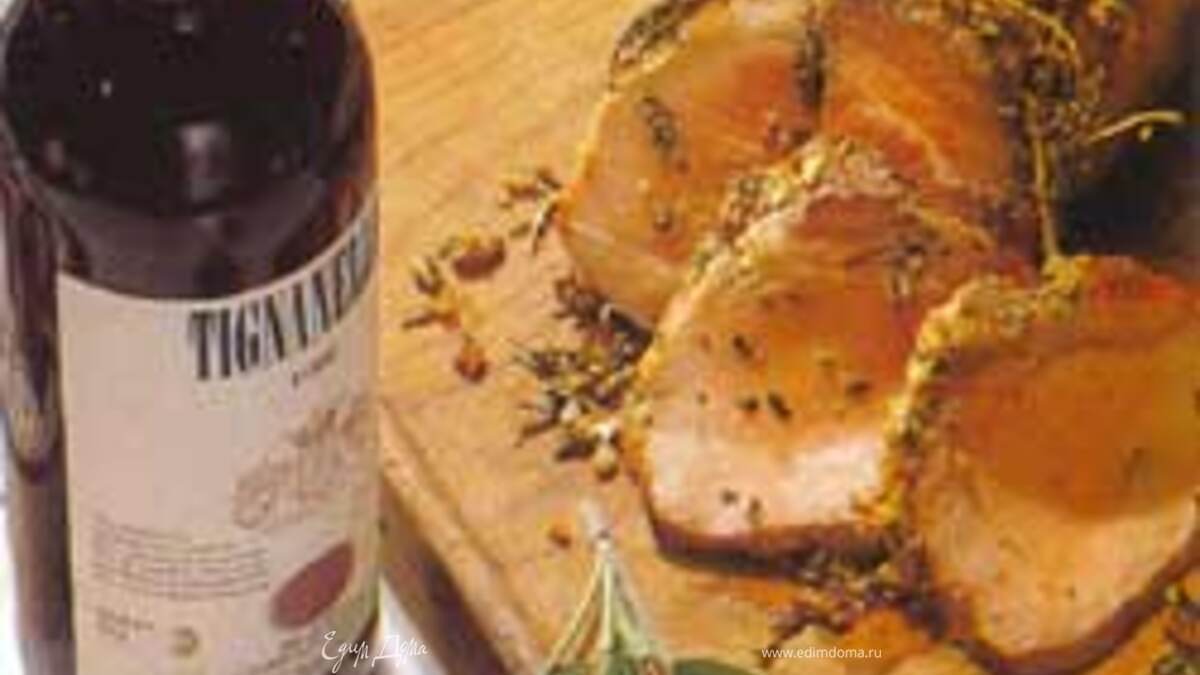 Свинина, запеченная с травами