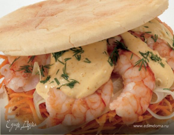 Бутрик с креветками, морковью и карри майонезом
