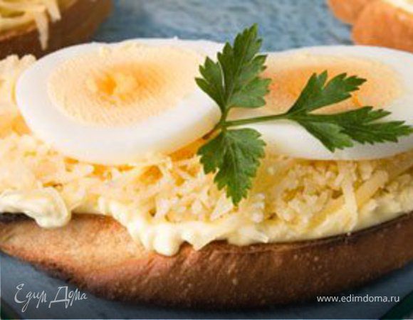 Горячие бутерброды с сыром и яблоком за 7 минут Горячие бутерброды с сыром и яблоком за 7 минут