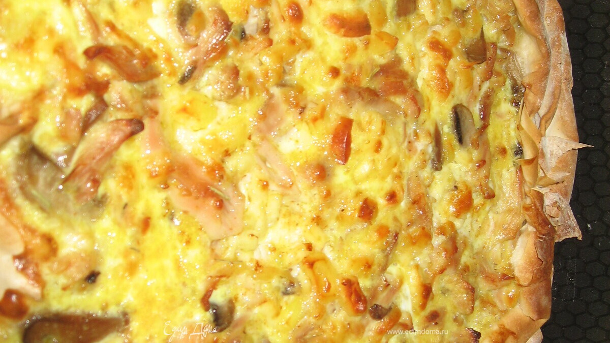Пирог «три сыра с курицей»