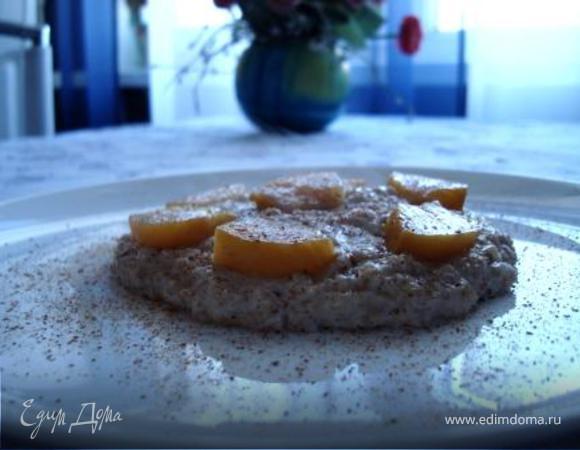 Овсянка с пряностями и фруктами