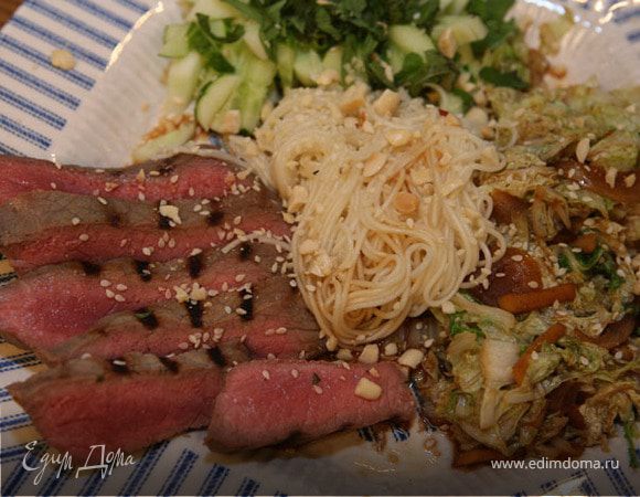 Рисовая вермишель с маринованной говядиной Рисовая вермишель с маринованной говядиной