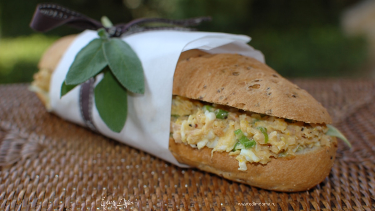 Багет с тунцом и домашним майонезом