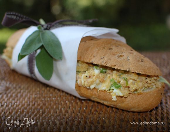 Багет с тунцом и домашним майонезом