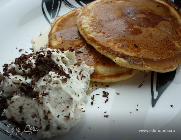 Блинчики с мюсли и сыр с шоколадом