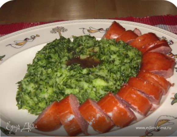 Boerenkool / Картофель с капустой и сарделькой