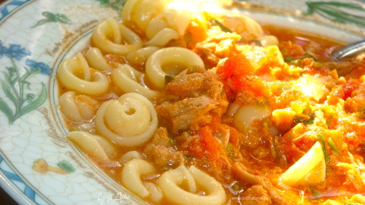 Спагетти с тунцом и селедочным маслом