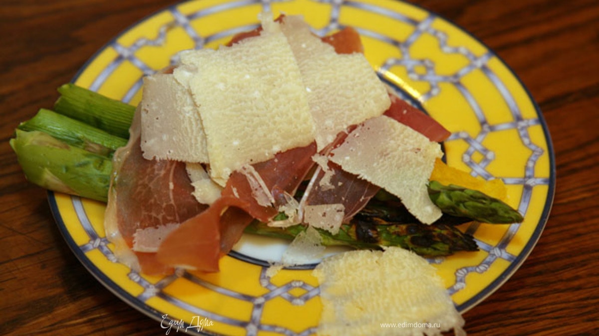 Полента со спаржей