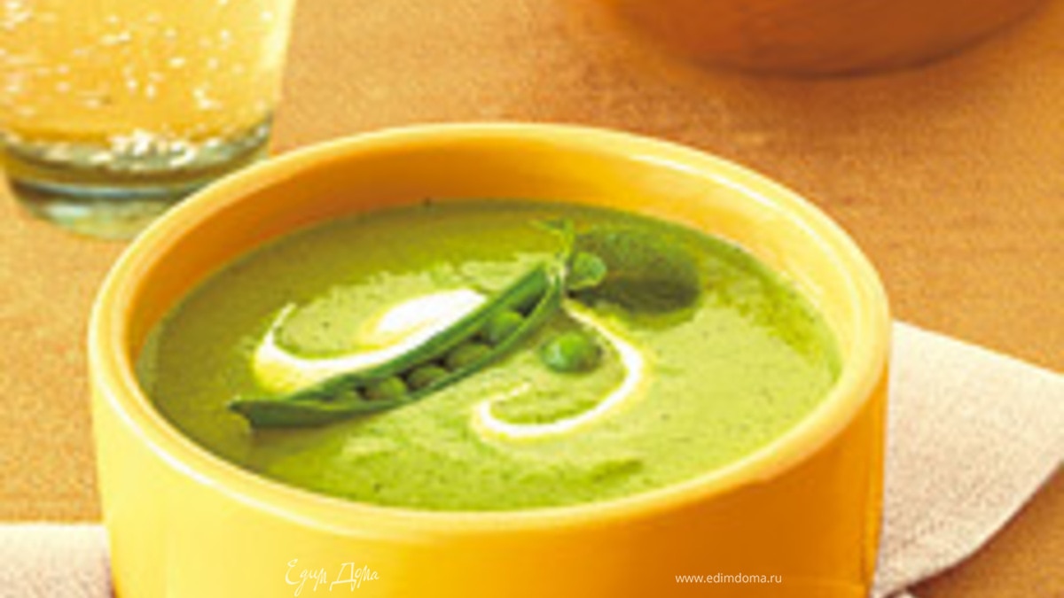 Суп-пюре из зеленого горошка с мятой