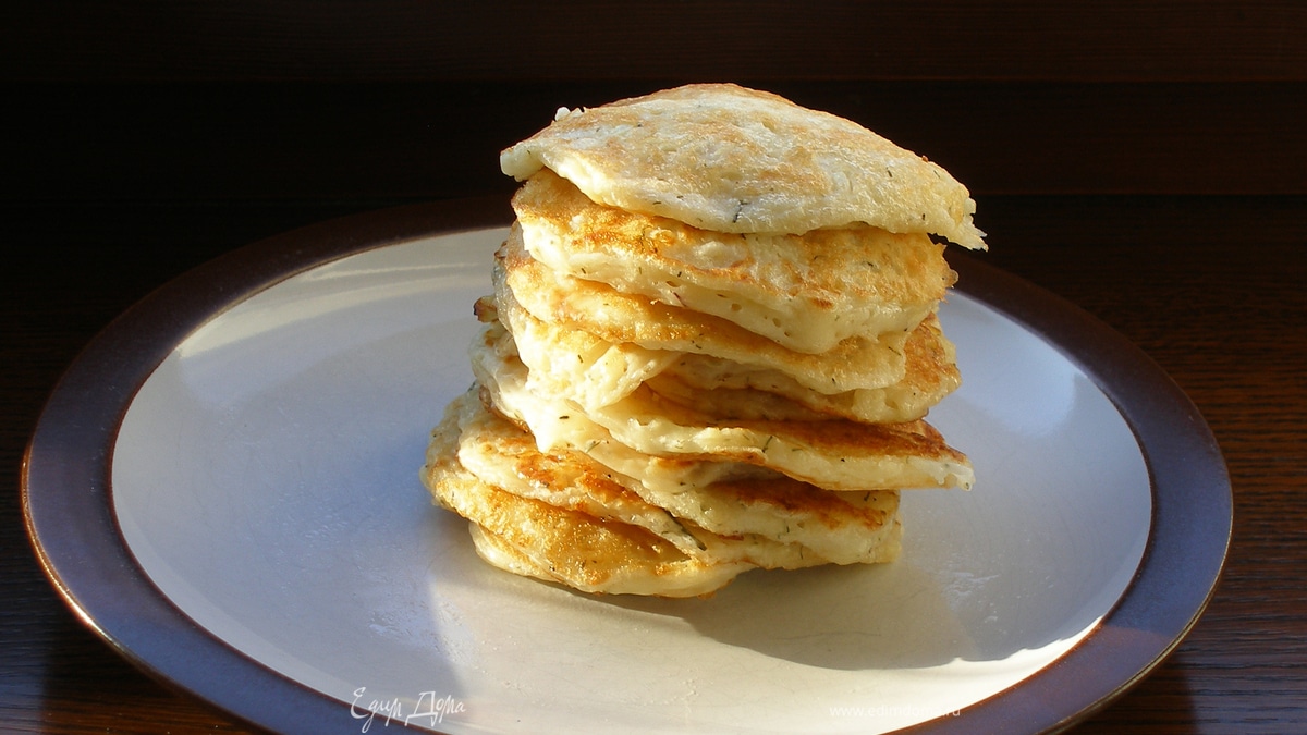 Оладьи луковые на кефире