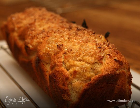 Банановый хлеб с изюмом и орехами