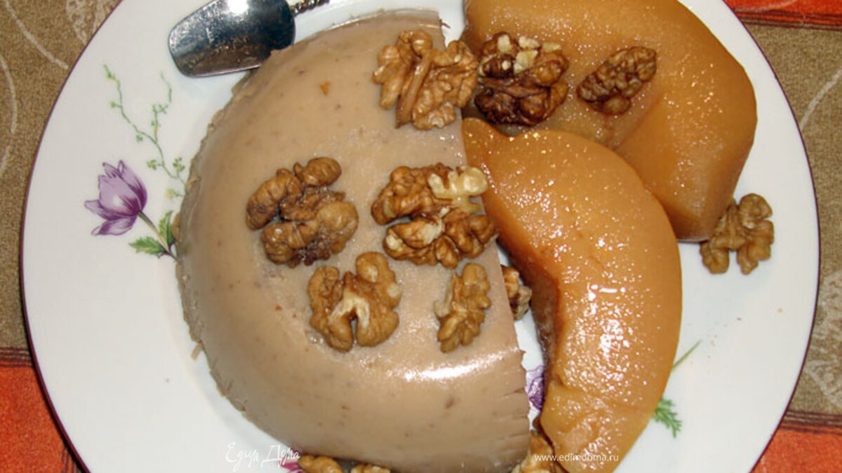 Ореховый крем-желе с айвой