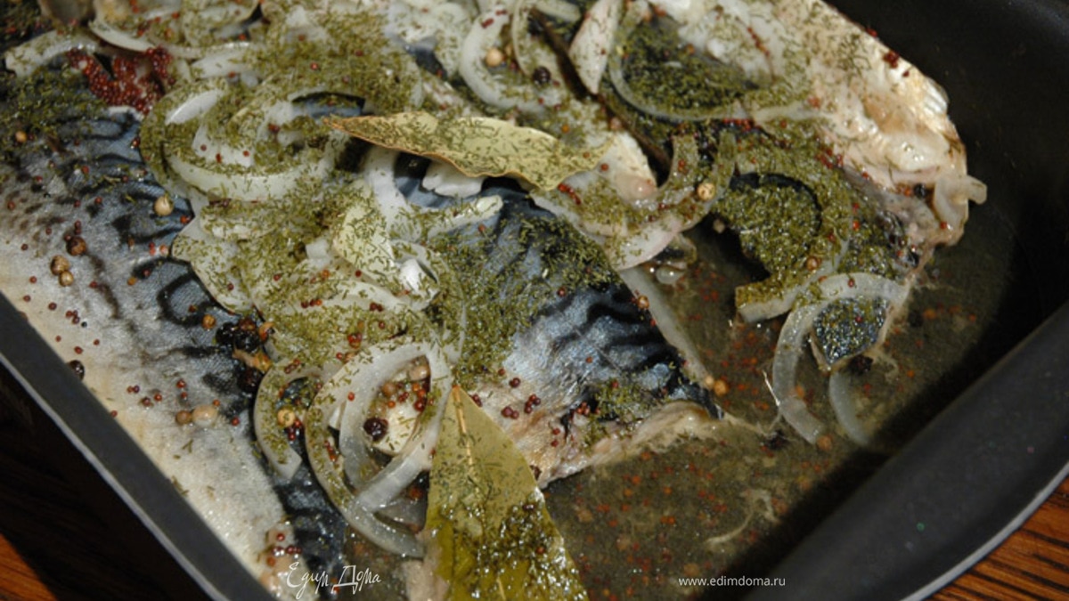 Скумбрия в вине