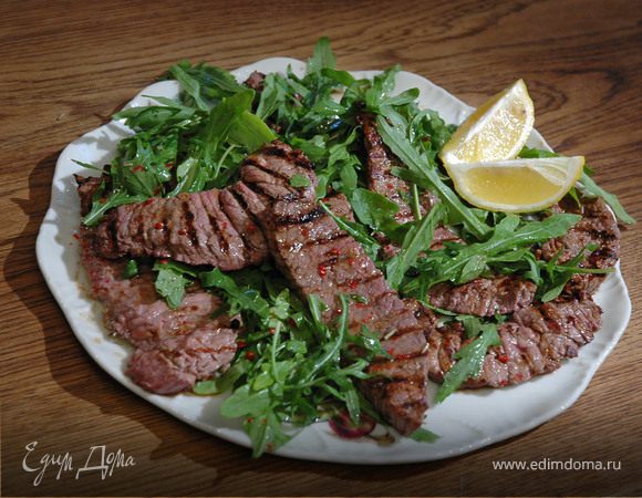 Тальята на гриле с руколой Тальята на гриле с руколой