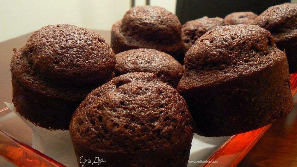 Шоколадные маффины с цукини