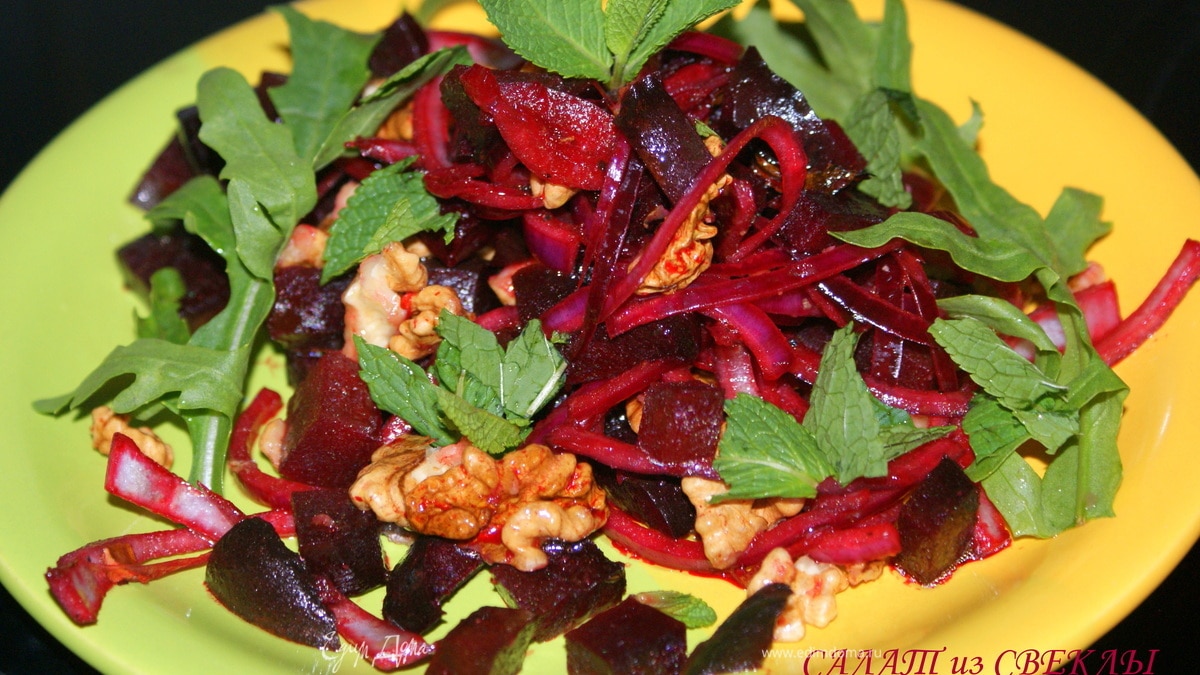 Салат из свеклы, два в одном))