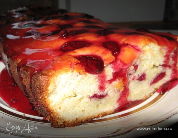 Творожный кекс с вишневым сиропом Творожный кекс с вишневым сиропом