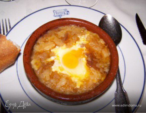 Суп чесночный по-мадридски Суп чесночный по-мадридски