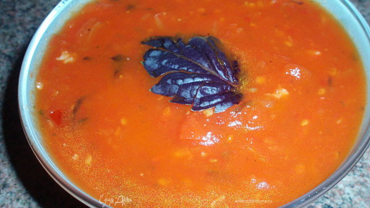 Томатный суп с базиликом