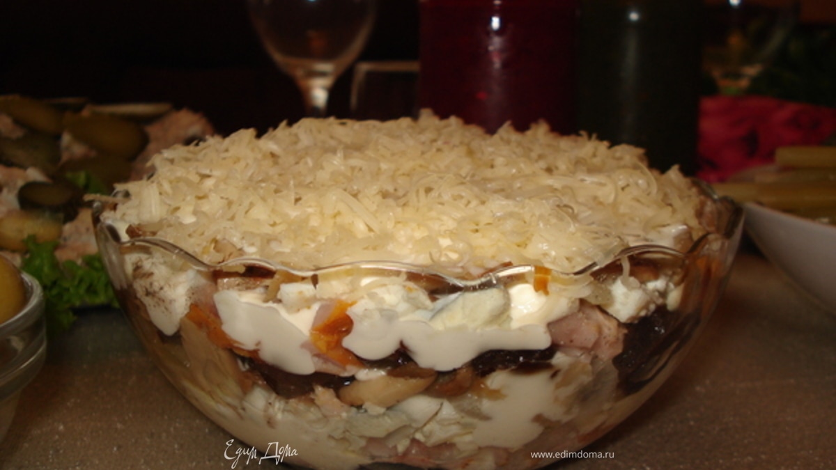 Салат с копченой курочкой