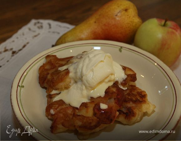 Яблочно-грушевые оладьи
