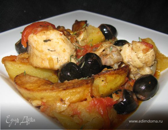 Тушеная курица  с маслинами