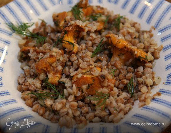 Гречка с грибами, луком и укропом Гречка с грибами, луком и укропом