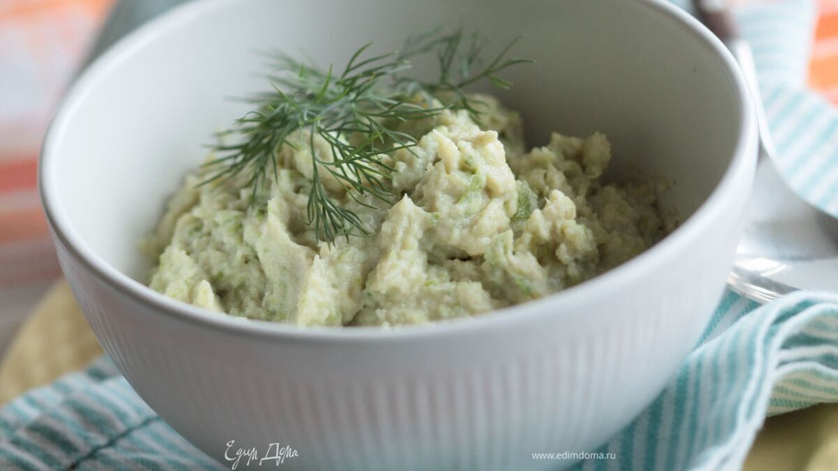 Пюре из картофеля и пастернака с кроликом