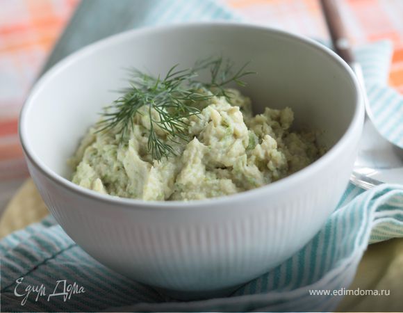 Пюре из картофеля и пастернака с кроликом Пюре из картофеля и пастернака с кроликом