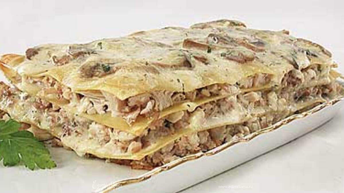 Лазанья с курицей и грибами