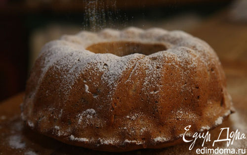 Рецепт Сметанный пирог с корицей и грецкими орехами