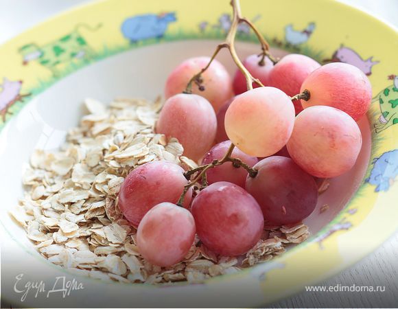 Овсяная каша с виноградом Овсяная каша с виноградом