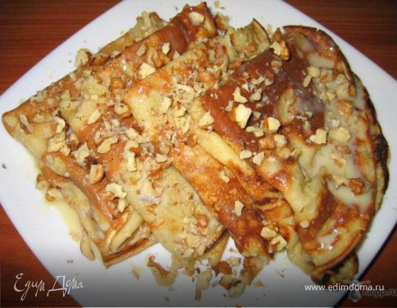 Бисквитные блины с орехами