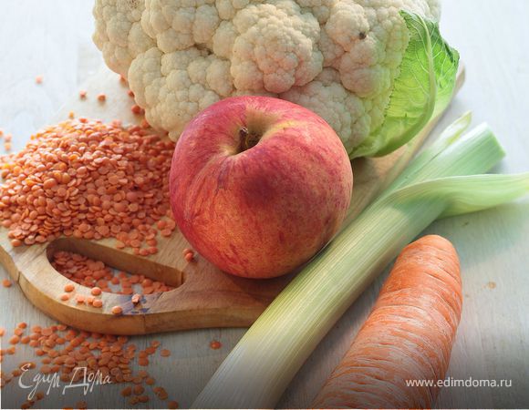 Пюре из чечевицы с яблоком и овощами 