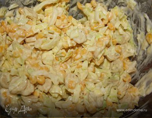 Салат из кукурузы с сухариками Салат из кукурузы с сухариками