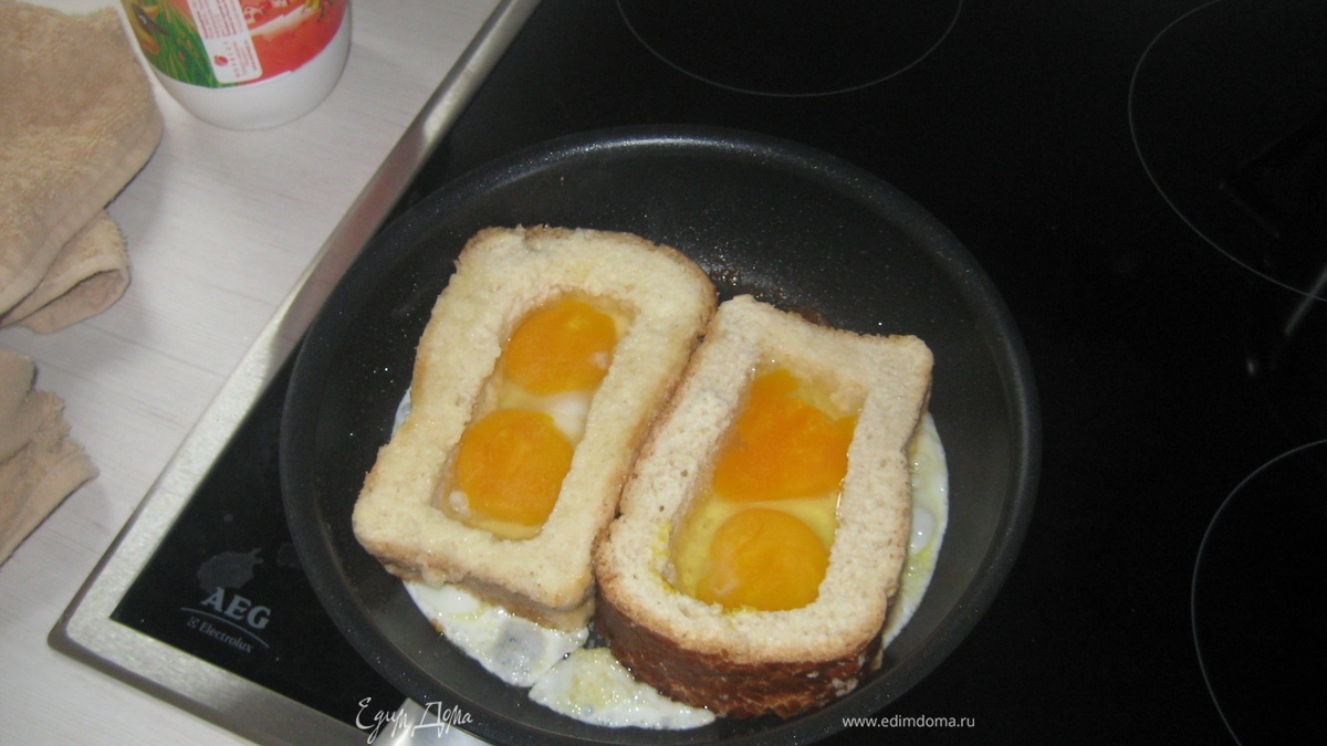 Яичница в тосте