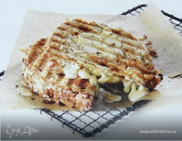 Тост с шоколадом и бананом