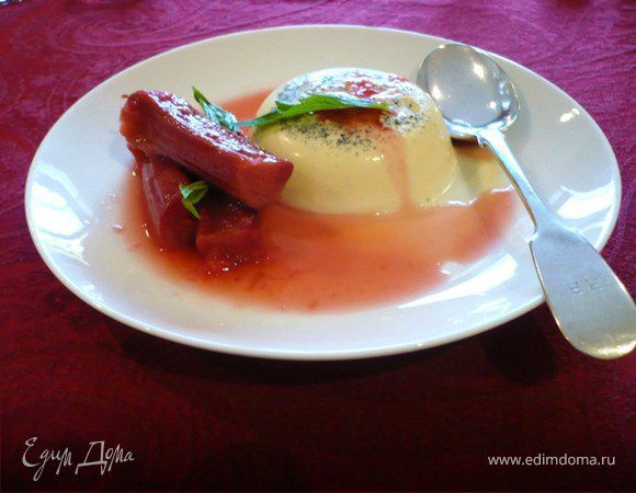 Панна котта с ревенем и шампанским Панна котта с ревенем и шампанским