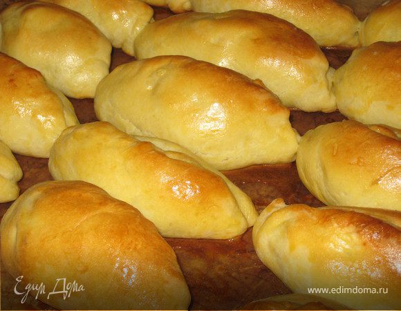 Пирожки румяные