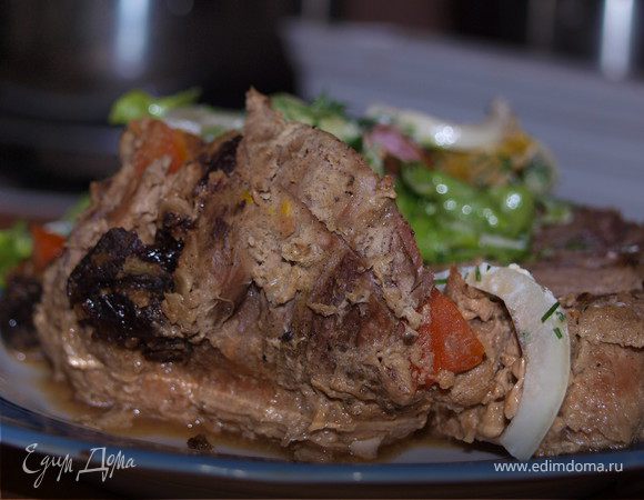 Свинина с черносливом