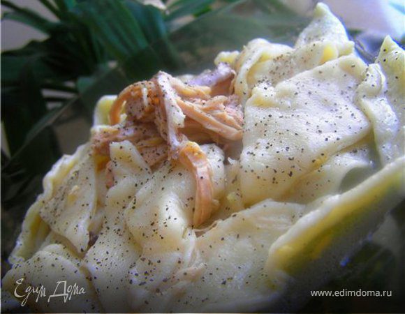 "Бешбармак" с мясом птицы "Бешбармак" с мясом птицы