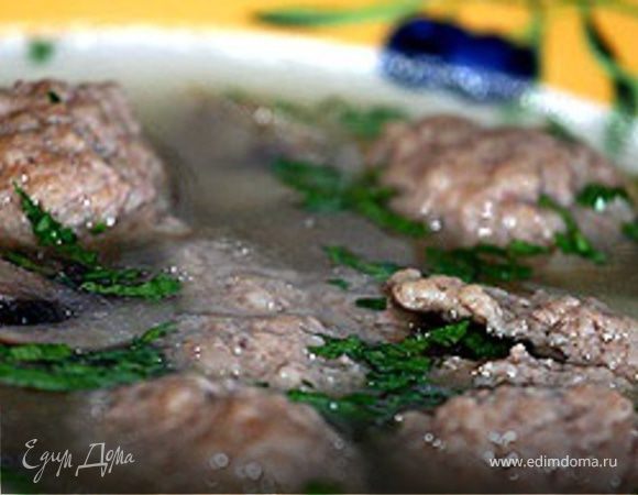Суп с печеночными клецками