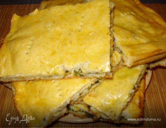 Пирог с зеленым луком и яйцом