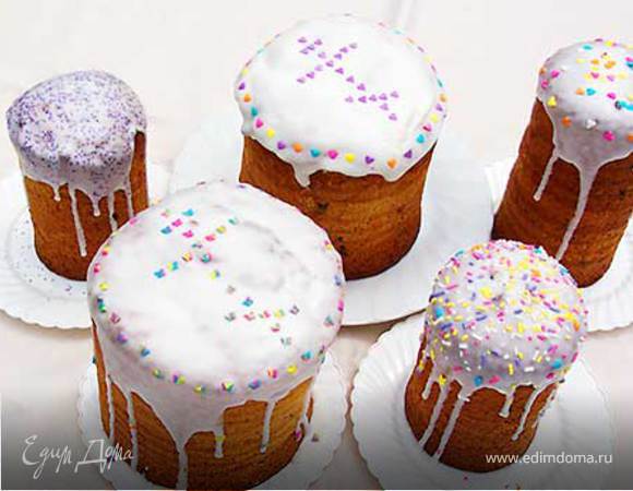 Пасхальный кулич с глазурью Пасхальный кулич с глазурью