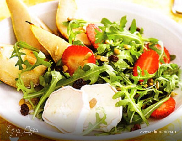 Салат из руколы, груши и сыра