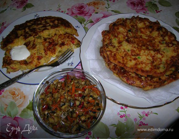 Большие оладьи с капустой и сыром Большие оладьи с капустой и сыром